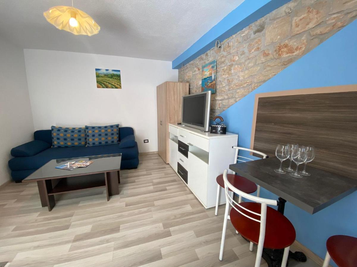 Studio Apartment Elsa Galizana Exterior photo